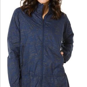 Shape Ghostwindbreaker size small worn once